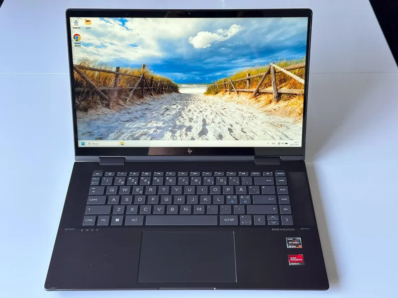 HP ENVY x360 15-fh0033no (8B4U8EA)